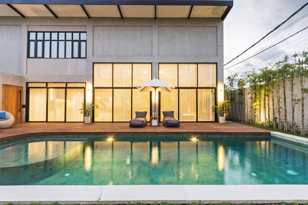 Manresa Villa Bali 4 Canggu Zewnętrze zdjęcie