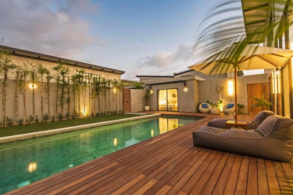 Manresa Villa Bali 4 Canggu Zewnętrze zdjęcie