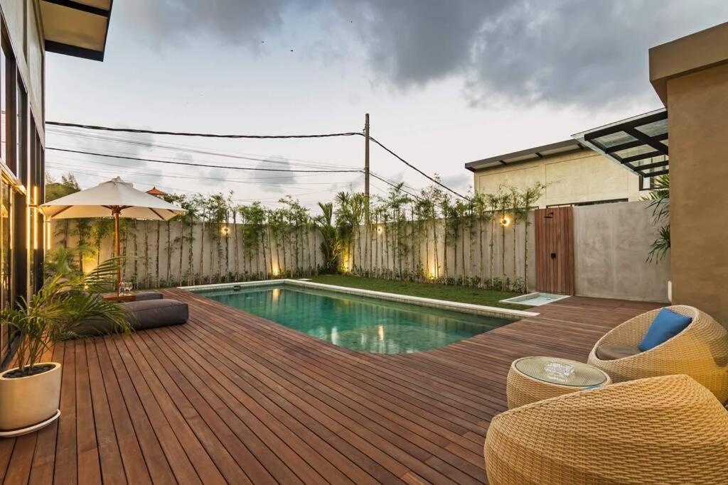 Manresa Villa Bali 4 Canggu Zewnętrze zdjęcie